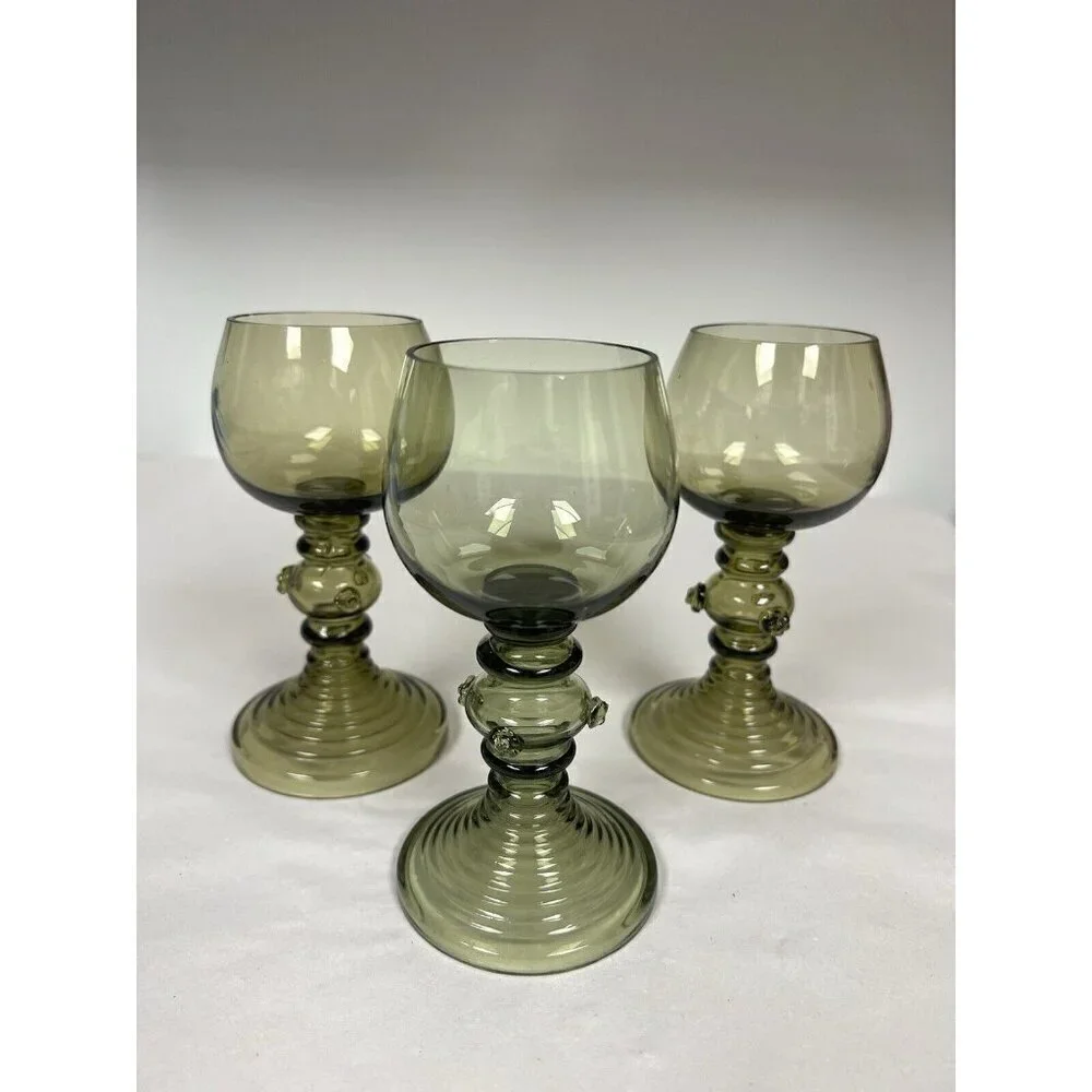Theresienthal in Bavaria, glass pattern 544. Green Victorian vine glasses set 3